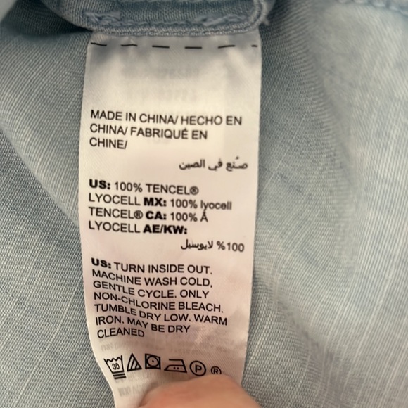 Chico’s Light Wash Jean Shirt - Picture 10 of 10